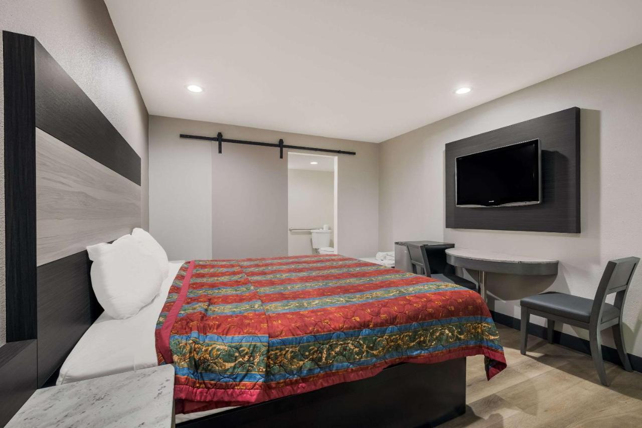 Rodeway Inn San Bernardino & Redlands Экстерьер фото