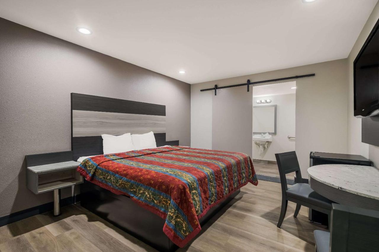 Rodeway Inn San Bernardino & Redlands Экстерьер фото