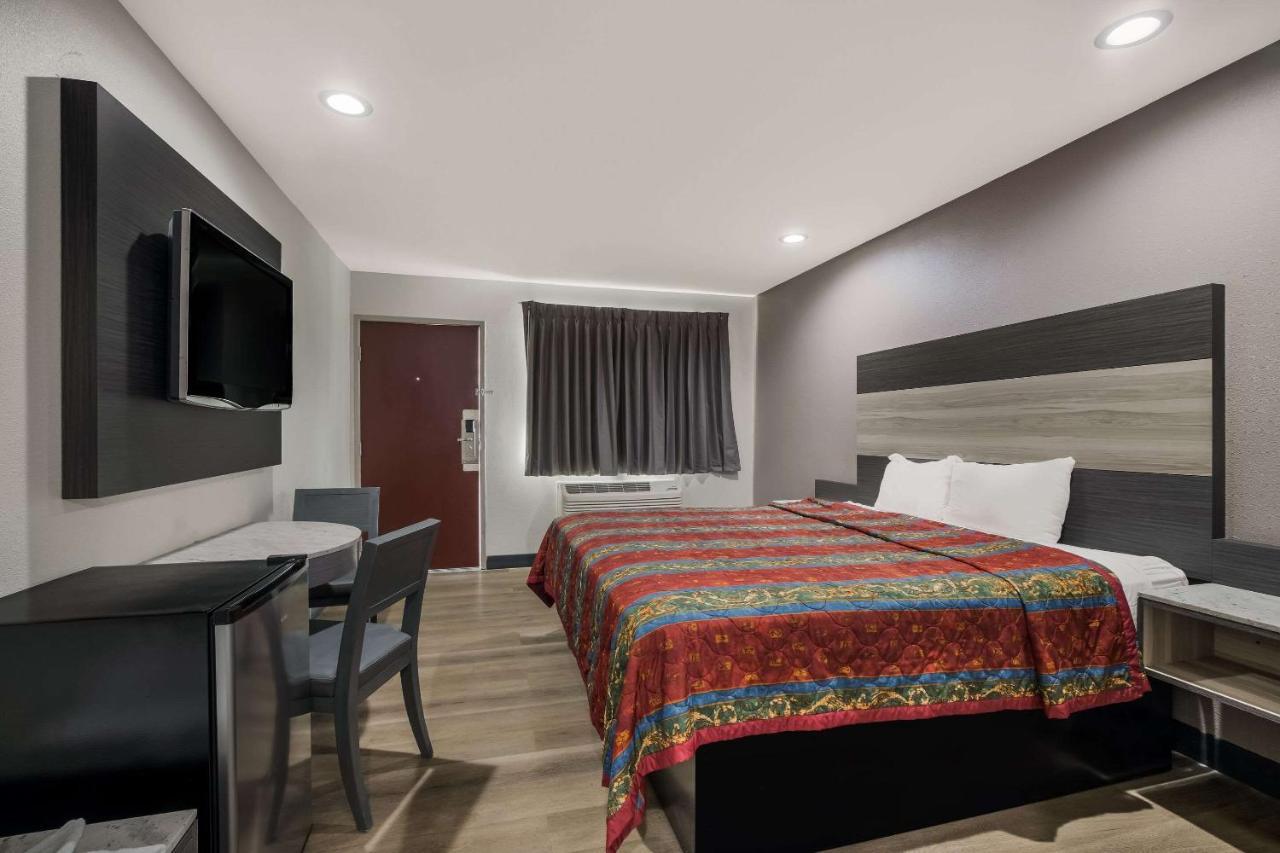 Rodeway Inn San Bernardino & Redlands Экстерьер фото